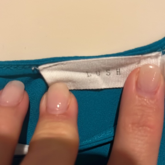 Nordstrom LUSH brand sleeveless tunic top in teal - Picture 2 of 4